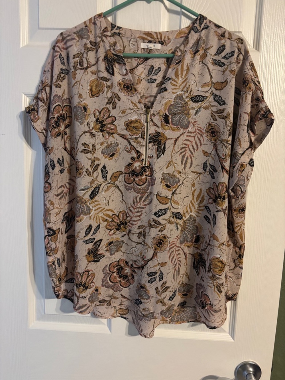 Maurices Beige Floral V-Neck Zip Front Blouse